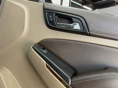 2018 Chevrolet Suburban LT   - Photo 17 - Lennox, CA 90304