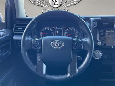 2020 Toyota 4Runner TRD Off-Road Premium   - Photo 11 - Lennox, CA 90304