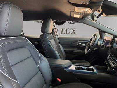 2025 Chevrolet Equinox EV LT - Photo 15 - Lennox, CA 90304