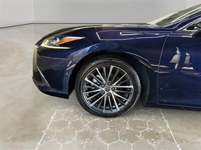 2022 Lexus ES 300h 300h - Photo 14 - Lennox, CA 90304