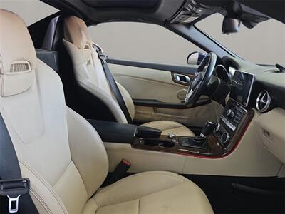 2016 Mercedes-Benz SLK SLK 350 - Photo 16 - Lennox, CA 90304