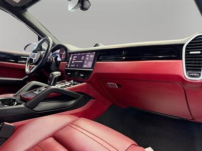 2019 Porsche Cayenne S - Photo 18 - Lennox, CA 90304