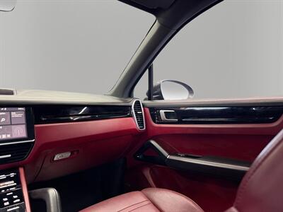 2019 Porsche Cayenne S - Photo 22 - Lennox, CA 90304