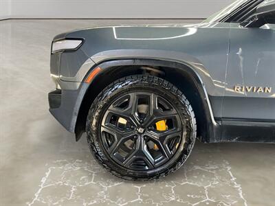 2023 Rivian R1S Adventure - Photo 14 - Lennox, CA 90304