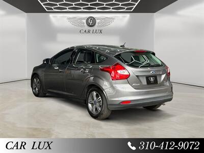2014 Ford Focus SE   - Photo 3 - Lennox, CA 90304