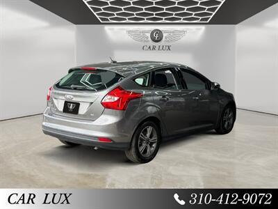 2014 Ford Focus SE   - Photo 5 - Lennox, CA 90304
