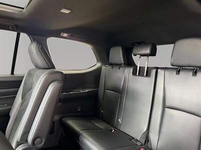 2024 Toyota Grand Highlander Hybrid MAX Limited   - Photo 30 - Lennox, CA 90304