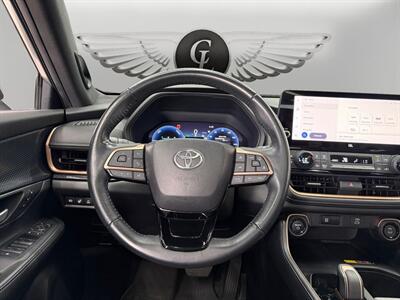 2024 Toyota Grand Highlander Hybrid MAX Limited   - Photo 12 - Lennox, CA 90304