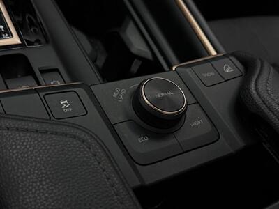 2024 Toyota Grand Highlander Hybrid MAX Limited   - Photo 22 - Lennox, CA 90304