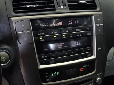 2011 Lexus IS 250   - Photo 29 - Lennox, CA 90304