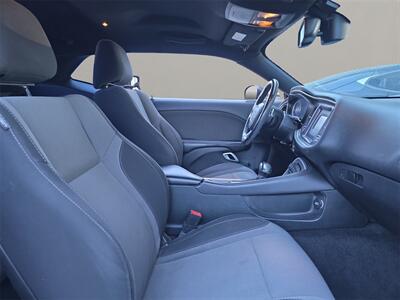 2015 Dodge Challenger R/T   - Photo 16 - Lennox, CA 90304