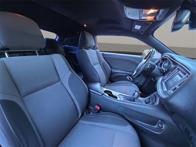 2015 Dodge Challenger R/T   - Photo 18 - Lennox, CA 90304