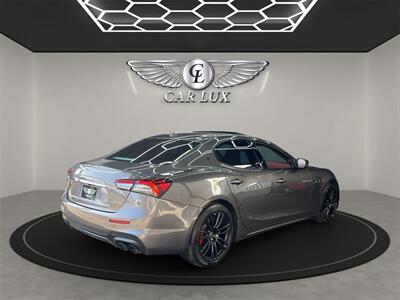 2022 Maserati Ghibli Modena Q4 - Photo 6 - Lennox, CA 90304