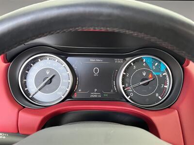 2022 Maserati Ghibli Modena Q4   - Photo 17 - Lennox, CA 90304