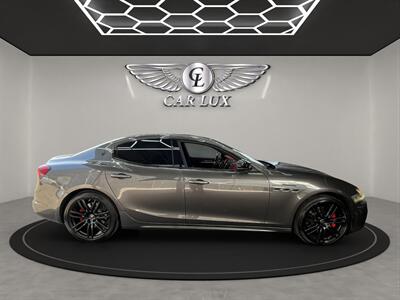 2022 Maserati Ghibli Modena Q4   - Photo 8 - Lennox, CA 90304