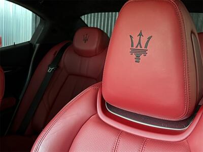 2022 Maserati Ghibli Modena Q4 - Photo 27 - Lennox, CA 90304