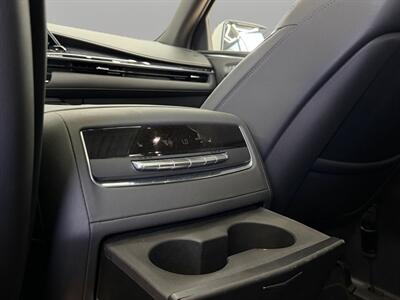 2022 Cadillac Escalade Sport - Photo 26 - Lennox, CA 90304