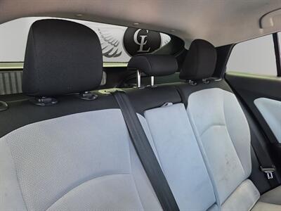 2019 Toyota Prius L   - Photo 15 - Lennox, CA 90304