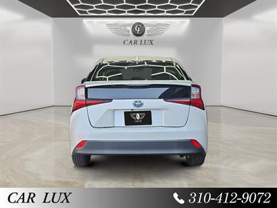 2019 Toyota Prius L   - Photo 4 - Lennox, CA 90304