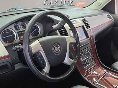 2014 Cadillac Escalade Premium   - Photo 13 - Lennox, CA 90304