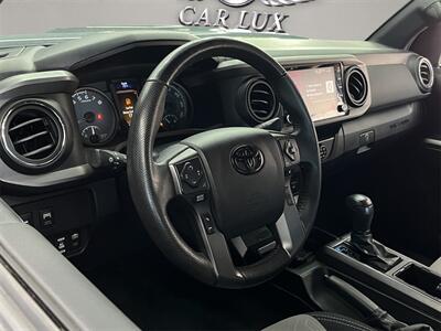 2020 Toyota Tacoma TRD Sport V6   - Photo 19 - Lennox, CA 90304