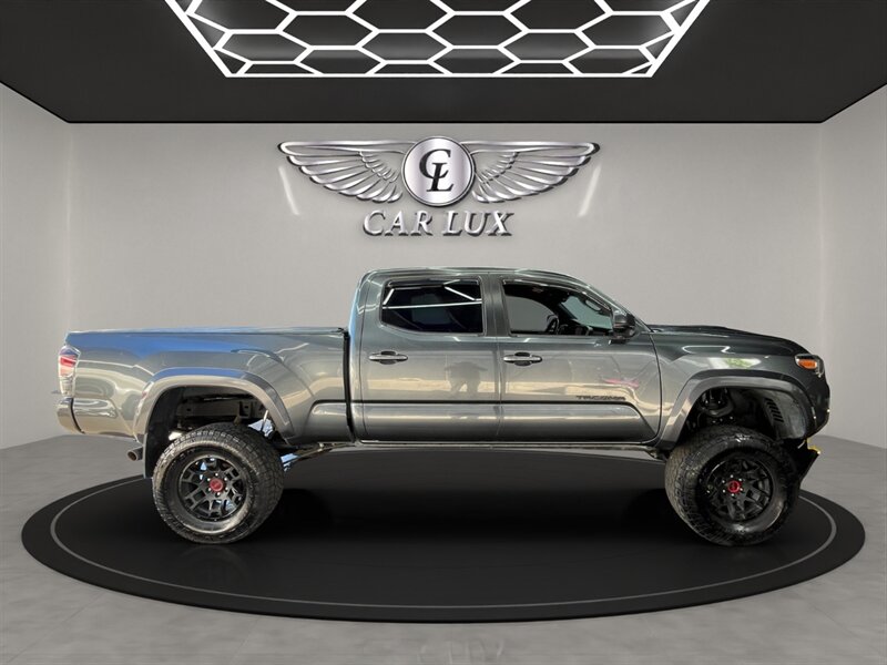 2020 Toyota Tacoma TRD Sport V6  