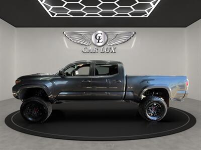 2020 Toyota Tacoma TRD Sport V6   - Photo 5 - Lennox, CA 90304
