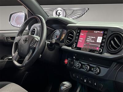 2020 Toyota Tacoma TRD Sport V6   - Photo 24 - Lennox, CA 90304