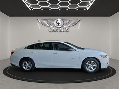 2018 Chevrolet Malibu LS 1FL   - Photo 8 - Lennox, CA 90304