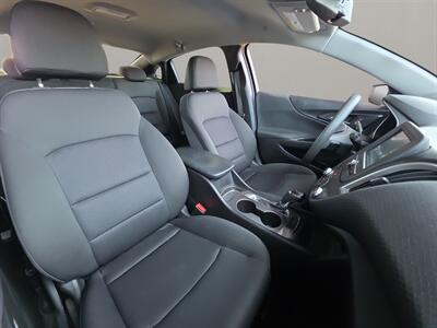 2018 Chevrolet Malibu LS 1FL   - Photo 19 - Lennox, CA 90304