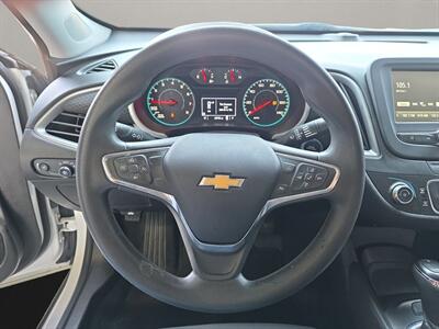 2018 Chevrolet Malibu LS 1FL   - Photo 10 - Lennox, CA 90304