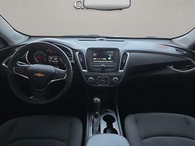 2018 Chevrolet Malibu LS 1FL   - Photo 14 - Lennox, CA 90304