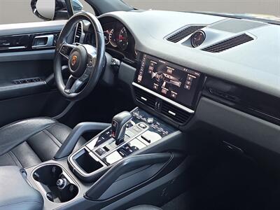 2019 Porsche Cayenne S   - Photo 15 - Lennox, CA 90304