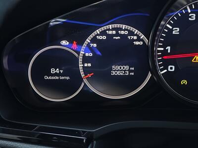 2019 Porsche Cayenne S   - Photo 11 - Lennox, CA 90304