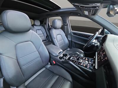 2019 Porsche Cayenne S   - Photo 18 - Lennox, CA 90304