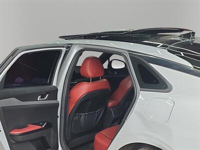 2021 Kia K5 GT-Line   - Photo 19 - Lennox, CA 90304