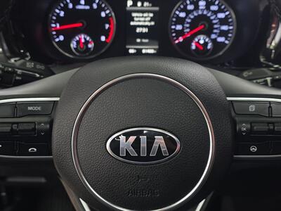 2021 Kia K5 GT-Line   - Photo 32 - Lennox, CA 90304