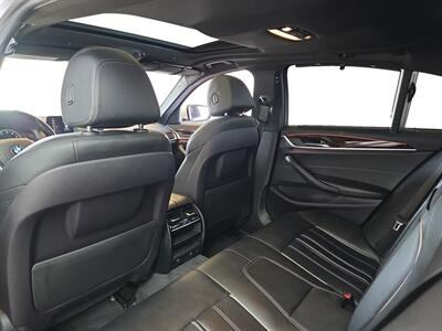 2017 BMW 530i   - Photo 14 - Lennox, CA 90304