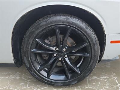 2016 Dodge Challenger R/T  BLACKTOP - Photo 14 - Lennox, CA 90304