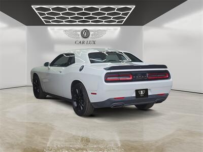 2016 Dodge Challenger R/T  BLACKTOP - Photo 3 - Lennox, CA 90304
