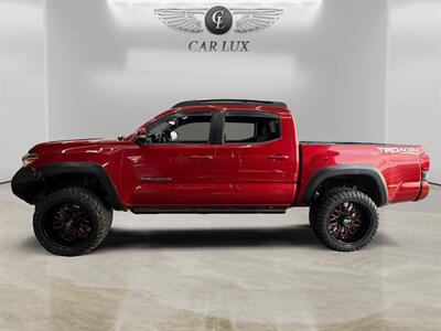 2018 Toyota Tacoma TRD Off-Road V6   - Photo 2 - Lennox, CA 90304