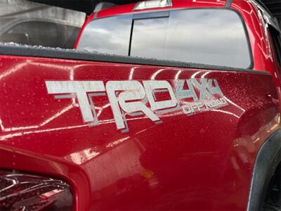 2018 Toyota Tacoma TRD Off-Road V6 - Photo 18 - Lennox, CA 90304