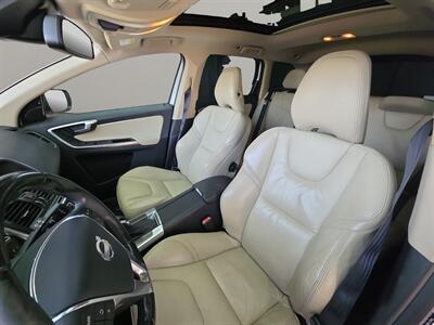 2014 Volvo XC60 3.2   - Photo 18 - Lennox, CA 90304