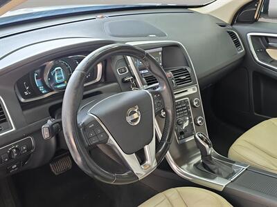2014 Volvo XC60 3.2   - Photo 13 - Lennox, CA 90304