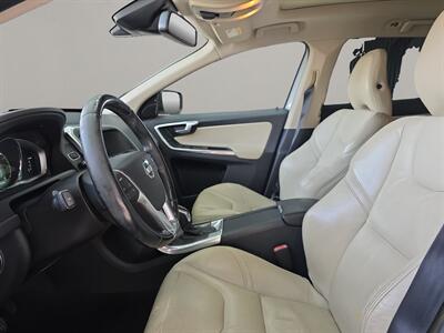 2014 Volvo XC60 3.2   - Photo 9 - Lennox, CA 90304