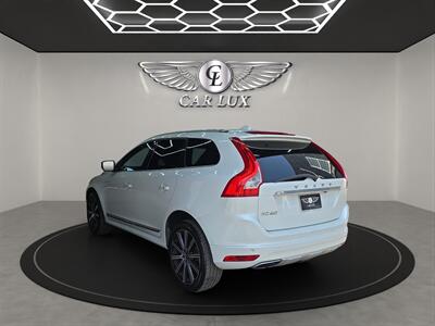 2014 Volvo XC60 3.2   - Photo 5 - Lennox, CA 90304