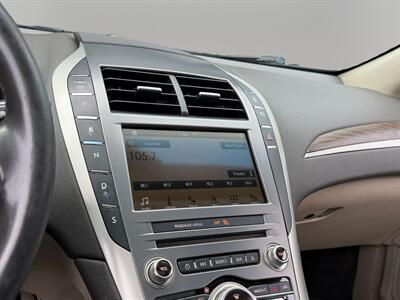 2017 Lincoln MKZ/Zephyr Reserve   - Photo 19 - Lennox, CA 90304