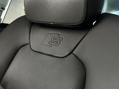 2020 Audi S8 4.0T quattro   - Photo 35 - Lennox, CA 90304