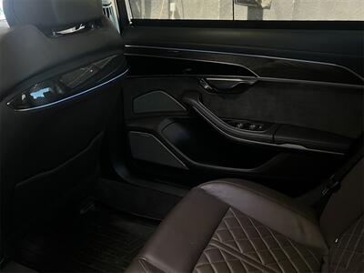 2020 Audi S8 4.0T quattro - Photo 17 - Lennox, CA 90304