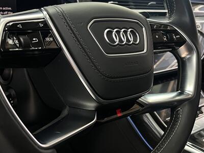 2020 Audi S8 4.0T quattro   - Photo 31 - Lennox, CA 90304